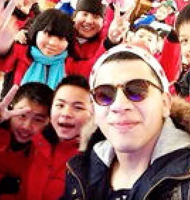 Representative<br />
Alfredo Arellano